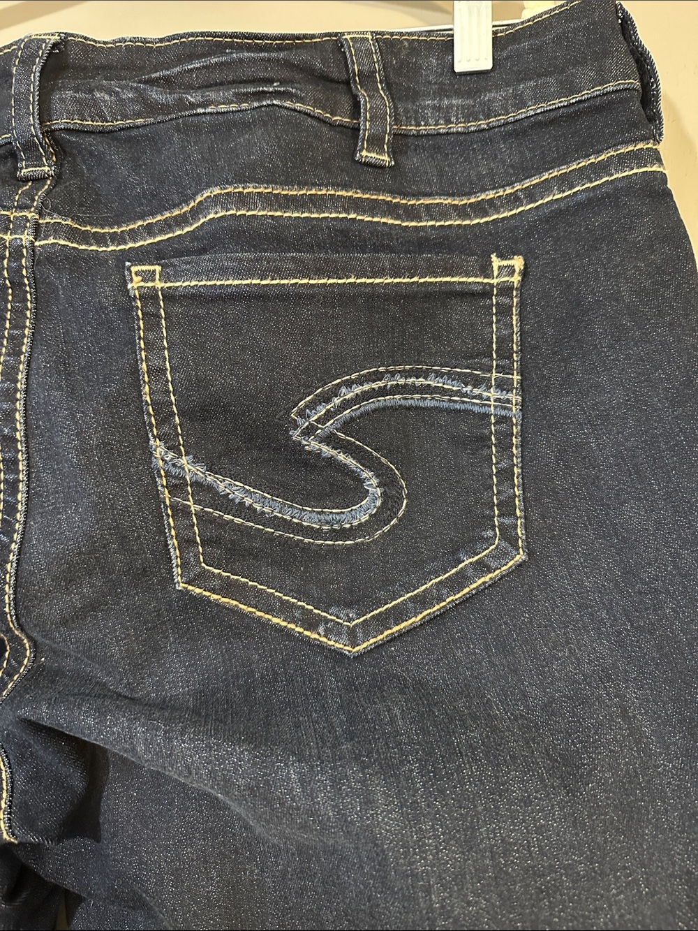 Silver Jeans Co. Women’s Size 18 Dark Wash Straight Bootcut Jeans 31.5” Inseam - Picture 8 of 8